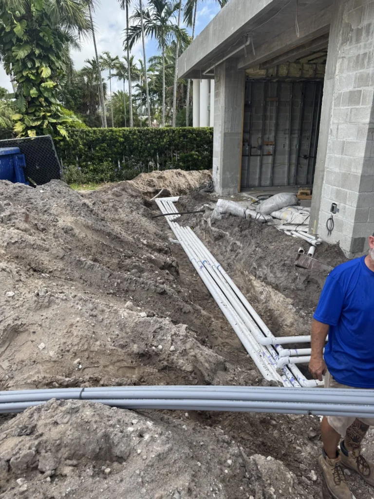 Custom pool builder in South Florida