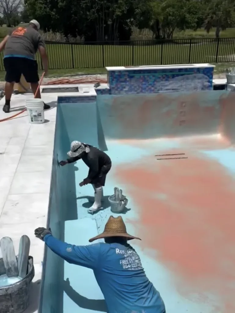 Custom pool builder in South Florida