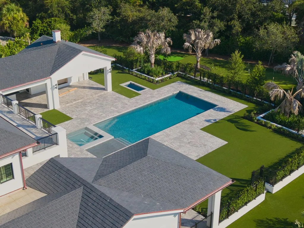 Aerial of pool, spa and plunge pool layout, custom pool builder in Jupiter, FL